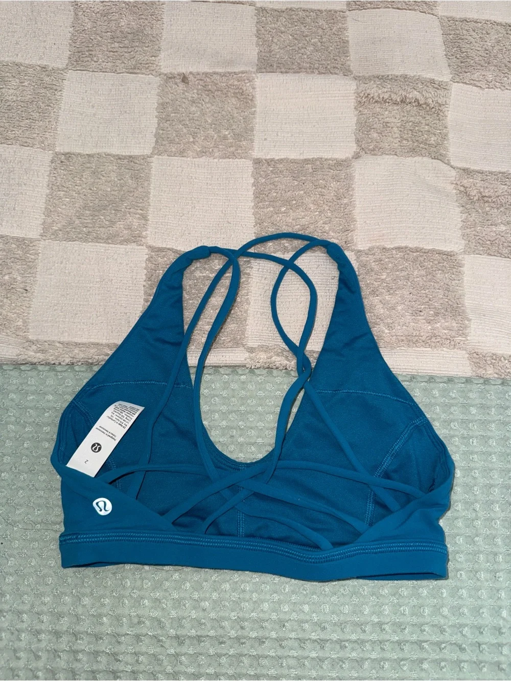 Lululemon Nulu Strappy Scoop-Neck Bra *Light Support, A/B Cup size 2
